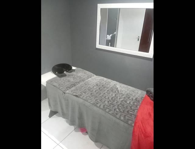 1 BEDROOM PROPERTY TO RENT IN UMHLANGA ROCKS